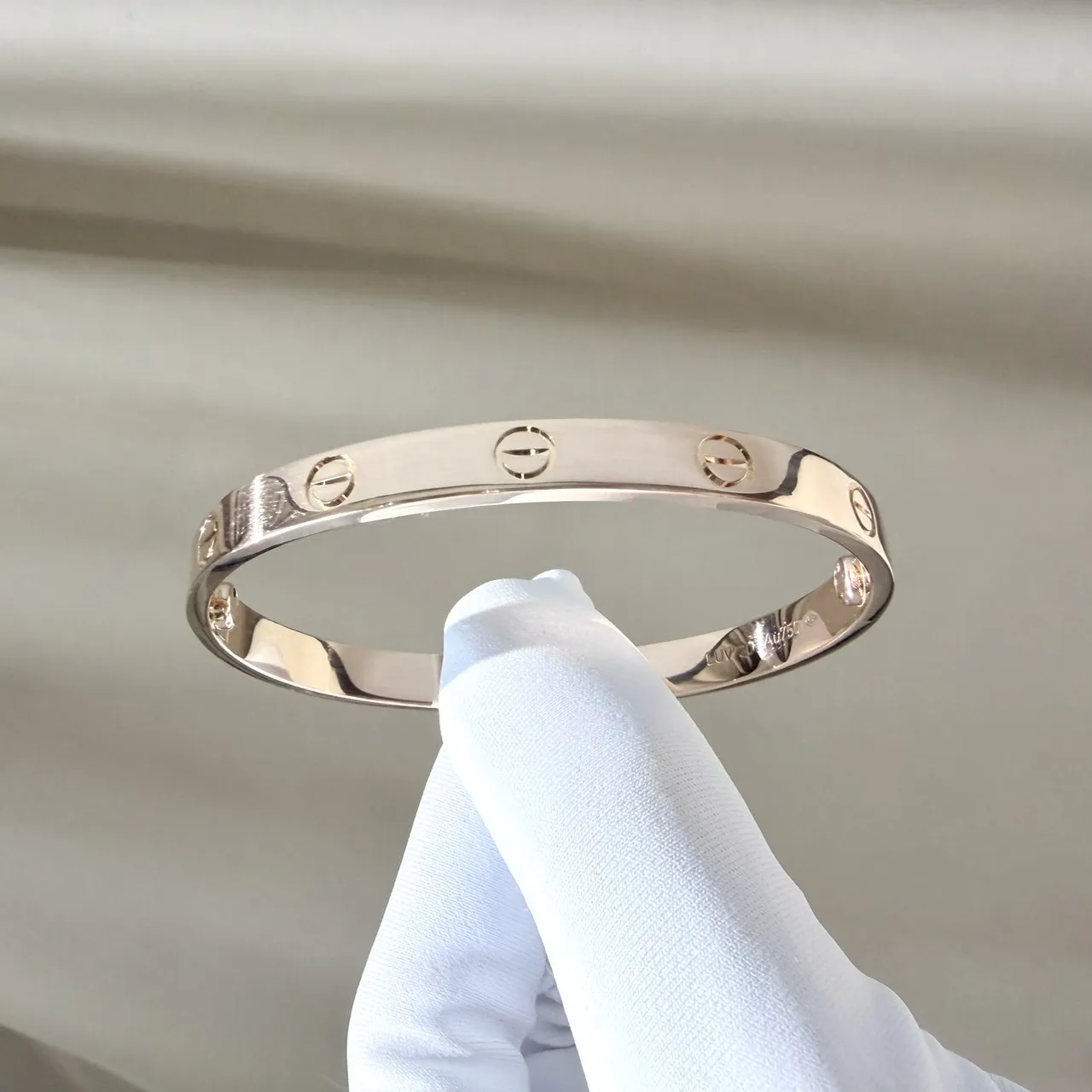 กำไลและสร้อยข้อมือ Cartier Love Bracelet Pink Gold 18K Size 17