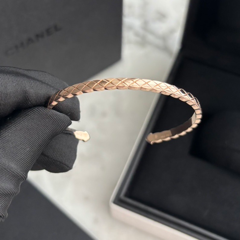 กำไลและสร้อยข้อมือ coco crush cuff Bracelet Size S